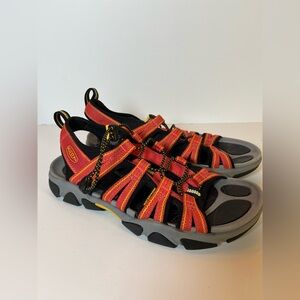 Keen Newport H2 Open Toe Sandals Red Women Size 9.5 Water Shoe Hiking Fisherman